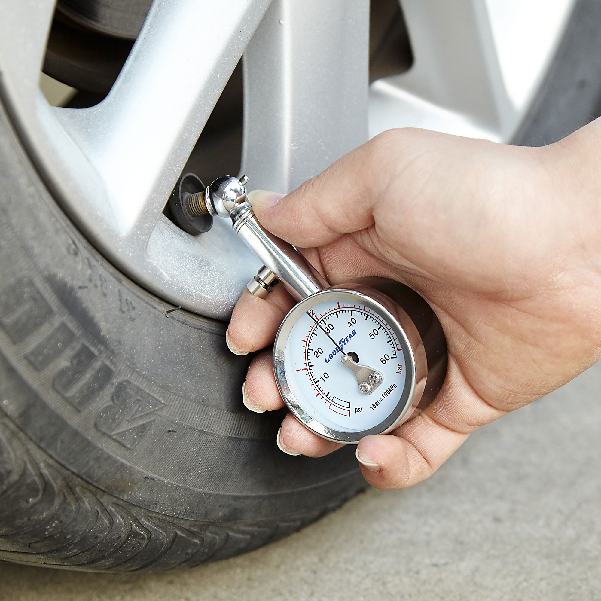 tyre pressure check types